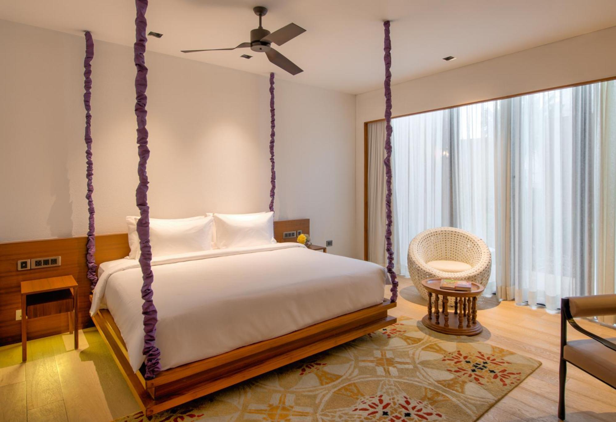 Azaya Beach Resort Goa Бенаулим Экстерьер фото