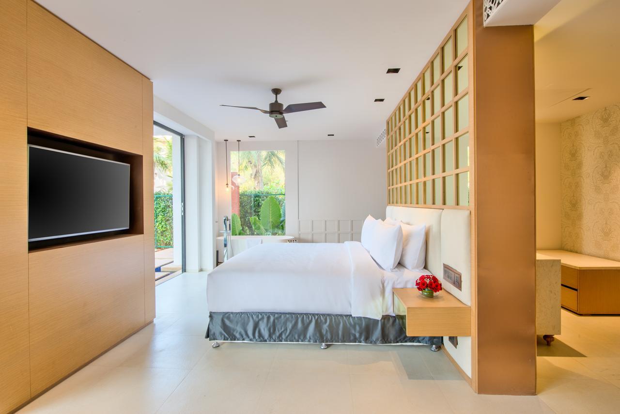 Azaya Beach Resort Goa Бенаулим Экстерьер фото
